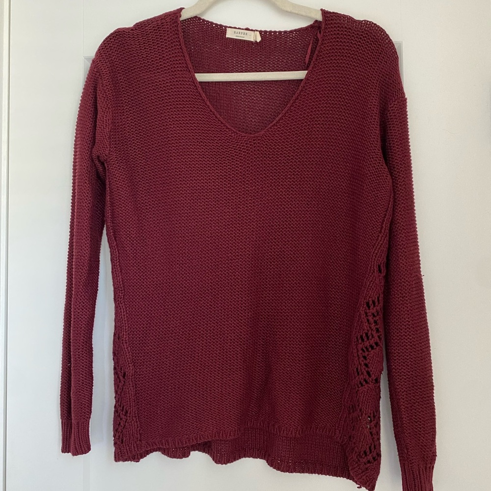 Maroon long sleeve knitted sweater